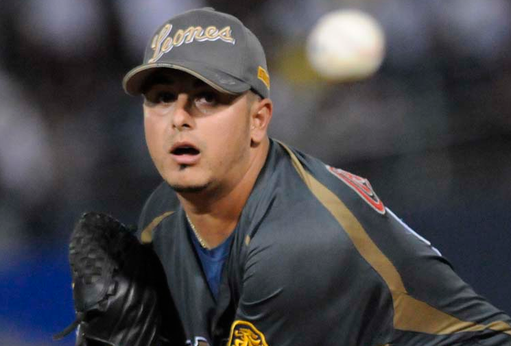 Víctor Gárate continuará como manager de los Leones del Caracas para este 2020