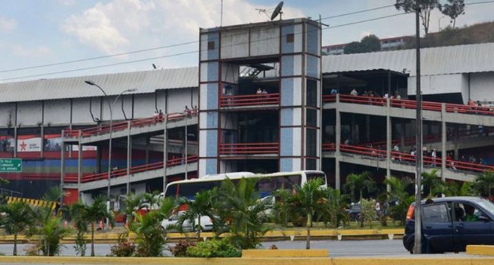 Suspenden transporte interurbano desde y hacia Caracas, Miranda, La Guaira y Bolívar