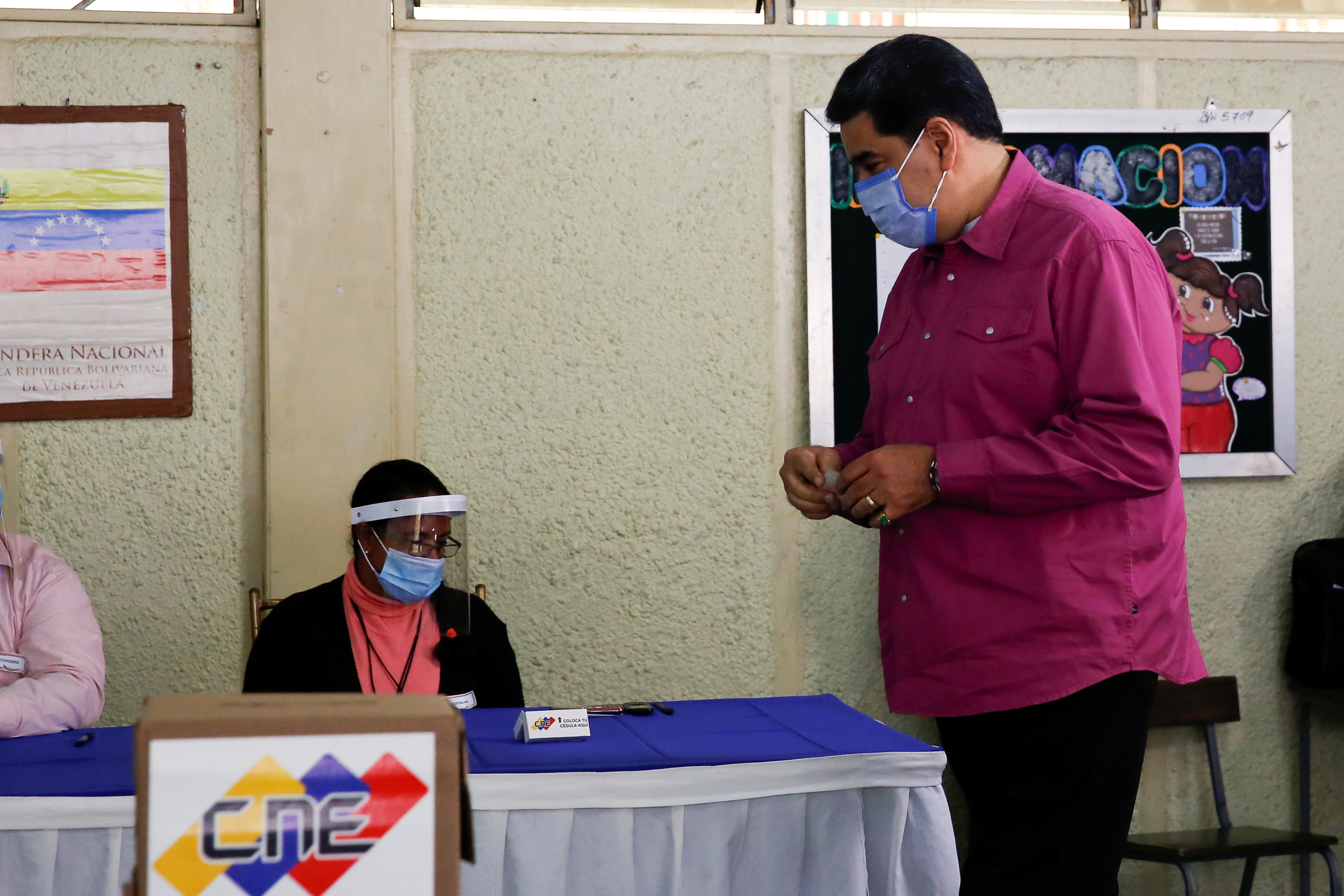 Maduro se anticipa a los resultados del fraude electoral: El próximo #5Ene se instalará una nueva AN