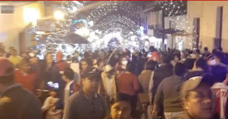 Si no se mueren de una cosa, van a morir de otra: Alcaldesa mexicana defiende aglomeraciones (VIDEO)