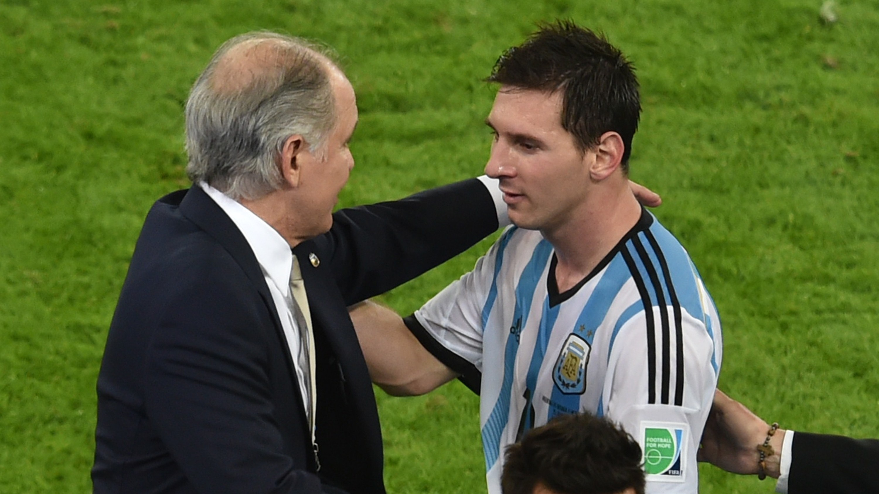 El emotivo mensaje de Messi por la muerte del exseleccionador argentino Alejandro Sabella