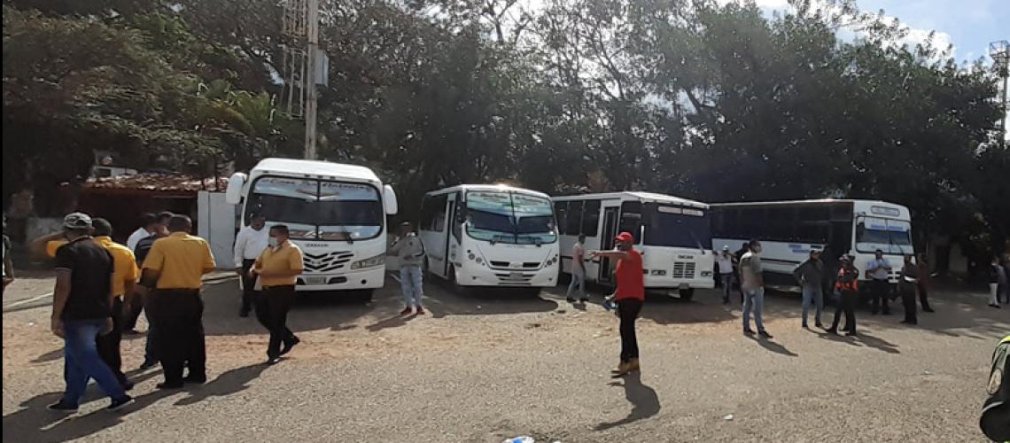 Nadie entra y nadie sale: Suspendido el transporte público a hacia la frontera en San Antonio del Táchira