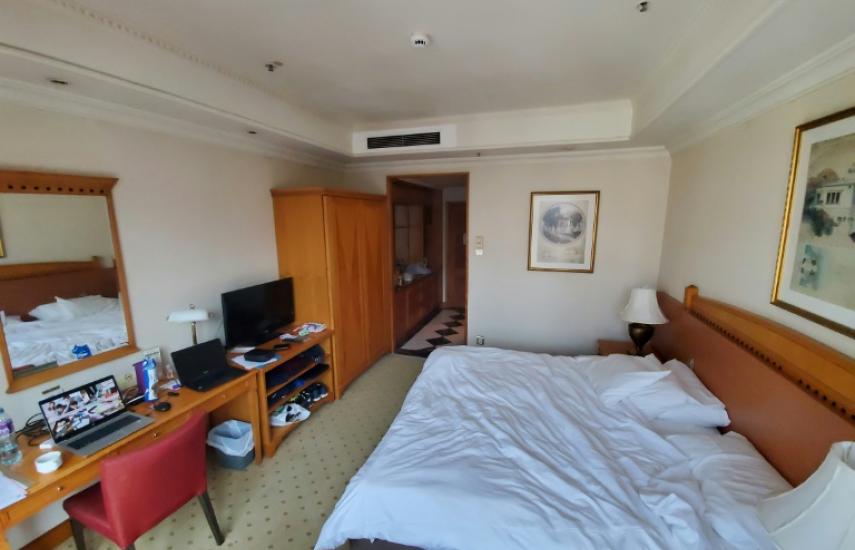 Tres semanas de hotel, una larga y cara cuarentena en Hong Kong