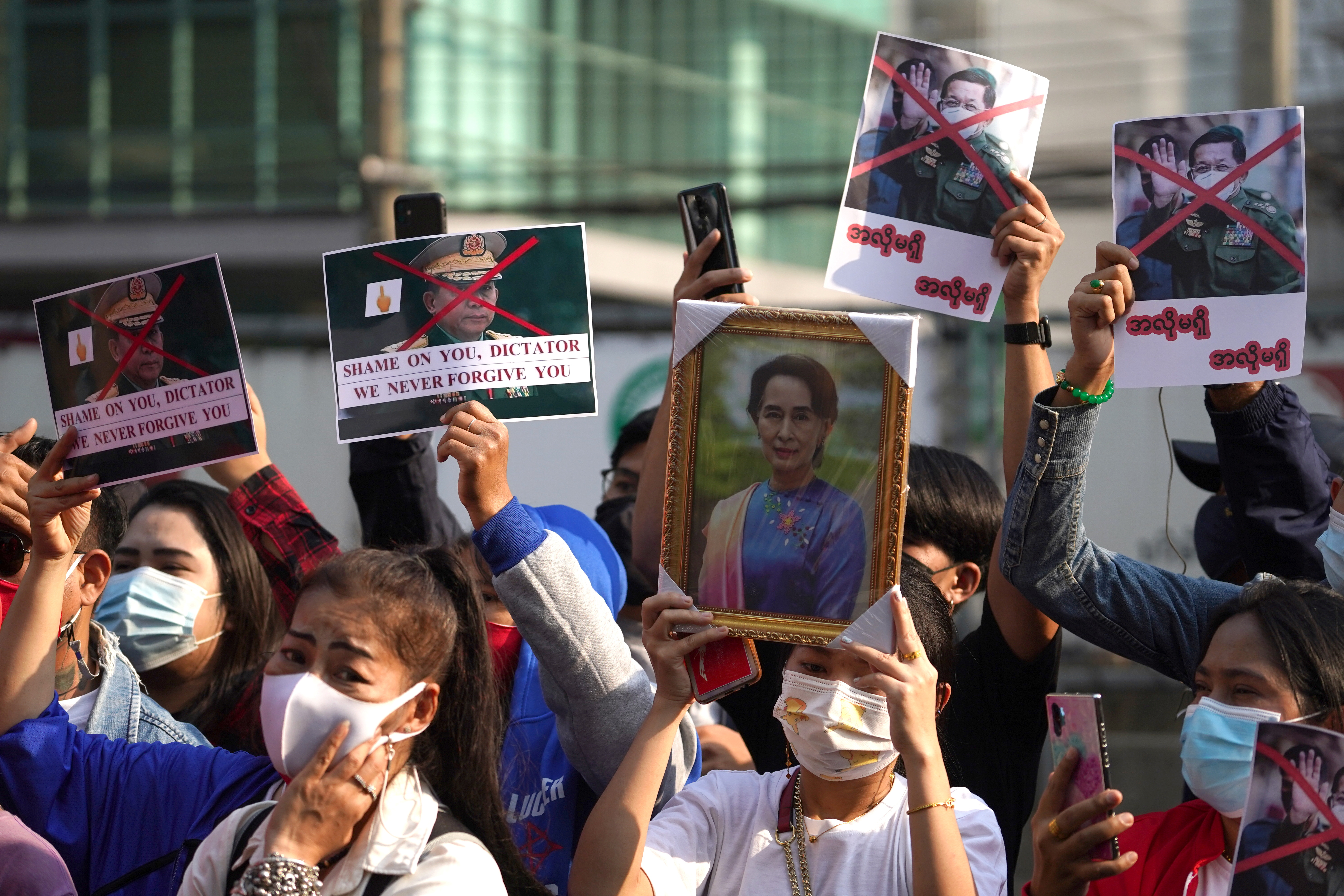 EEUU está “perturbado” por la nueva acusación contra Suu Kyi en Birmania