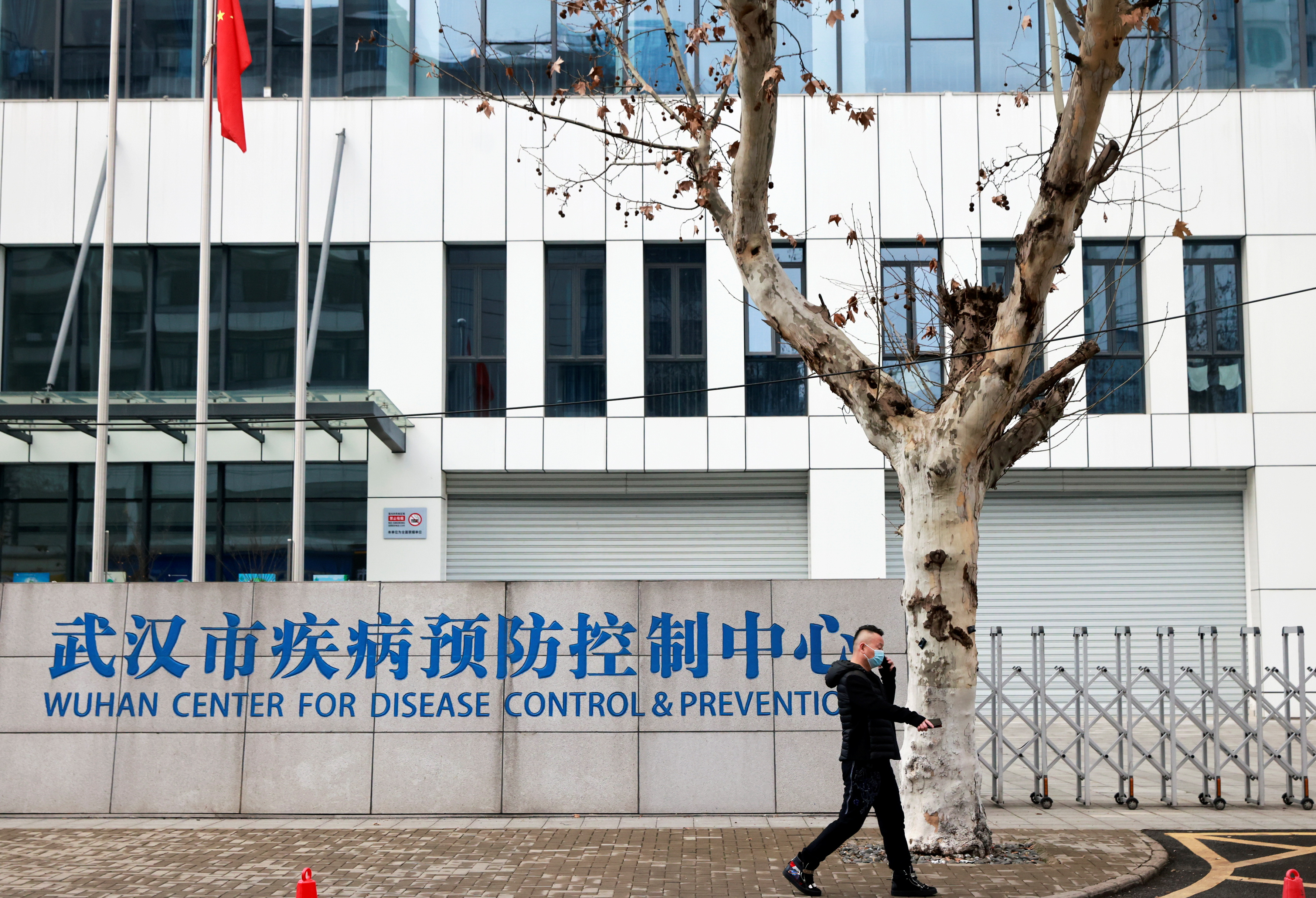 Equipo de la OMS en China visita CDC provincial de Wuhan