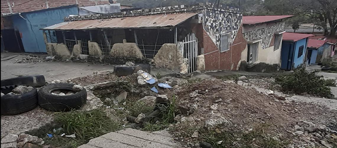 Las casas del barrio El Paradero en Táchira se caen ante indolencia de las autoridades