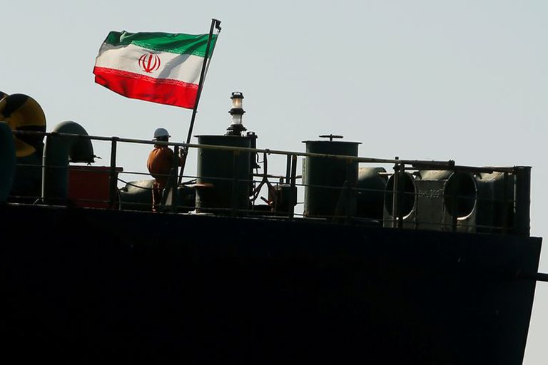 EEUU ya vendió más de un millón de barriles de gasolina iraní confiscada el año pasado que iban a Venezuela