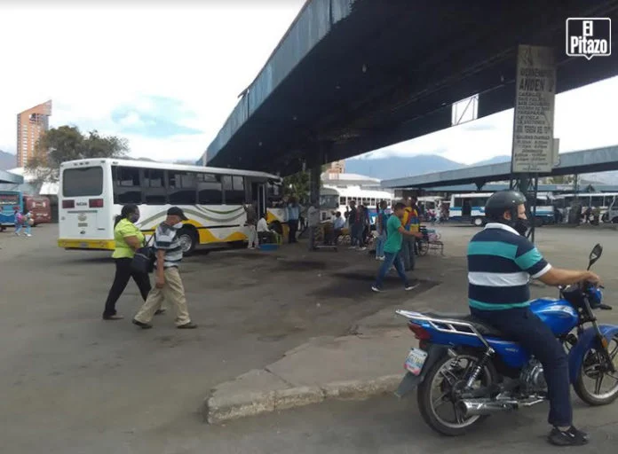 Frente Unido de Transporte denuncia 10 días sin suministro de gasoil en Aragua