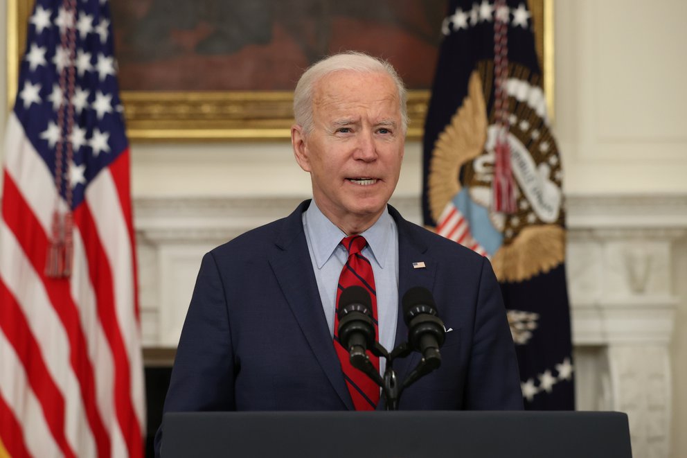 Biden permitió ingreso de la prensa a centro de niños migrantes por primera vez