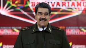 Prohibido olvidar: Maduro calificó a Márquez y Santrich como “hombres de paz” (Video)