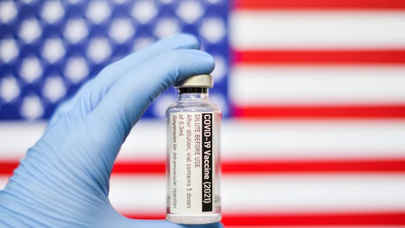 Las grandes empresas de EEUU empiezan a exigir a sus trabajadores la vacuna contra el Covid-19