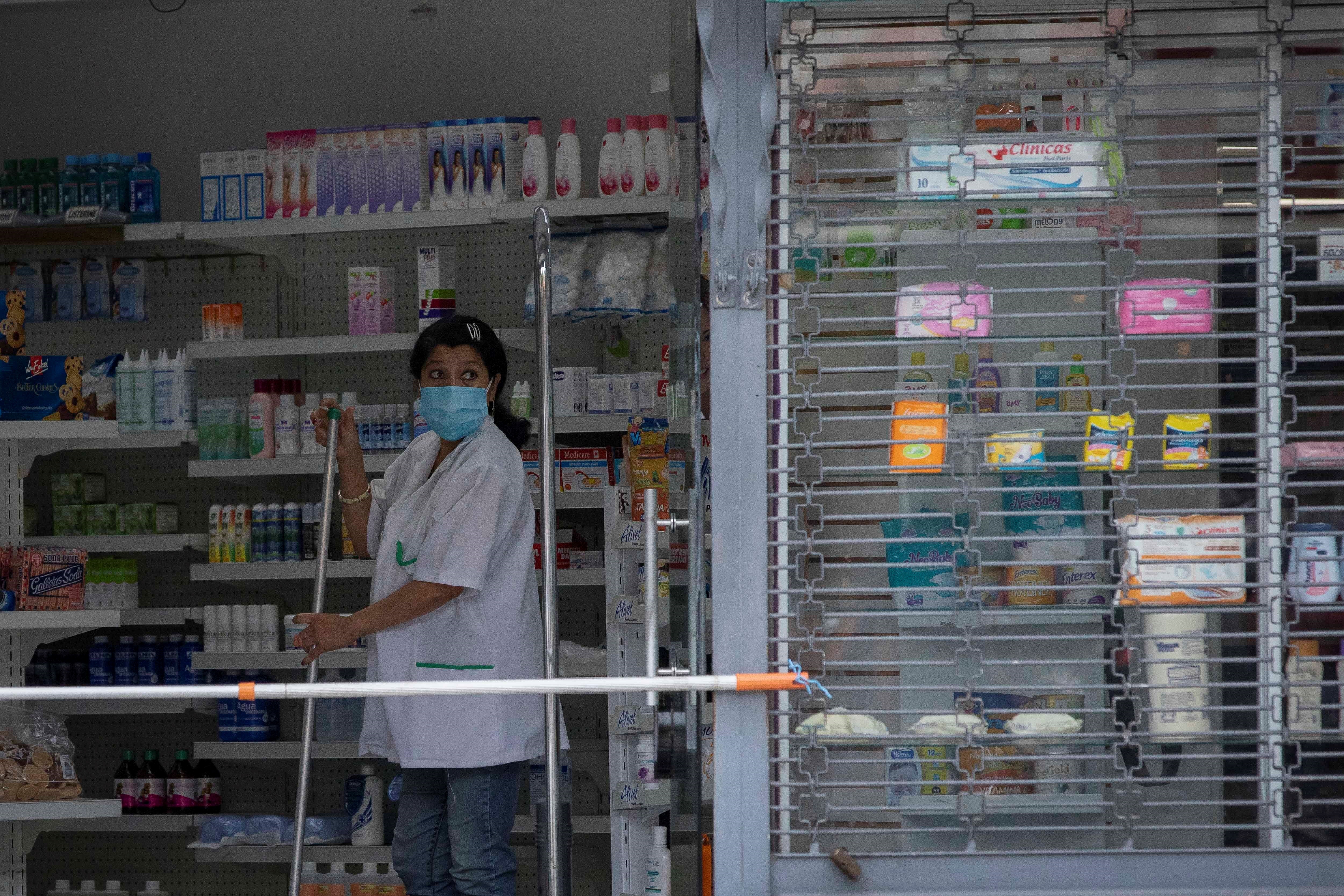 Precio de los medicamentos en Venezuela subieron “como la espuma” tras alza del dólar paralelo
