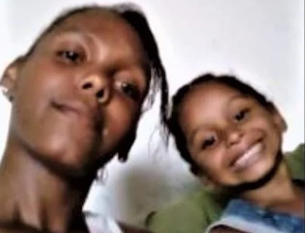Murió niña de seis años tras ser golpeada y torturada por su madre y pareja en Brasil