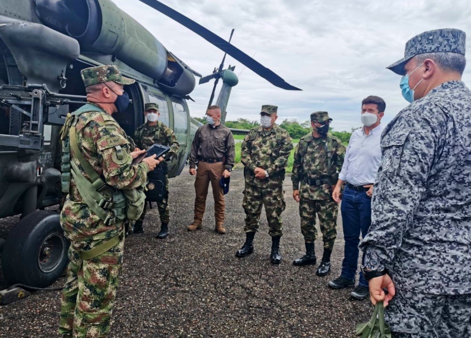 Diego Molano visita Arauquita para “revisar” situación humanitaria ante conflicto en Apure