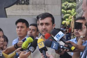 Gabriel Santana: Los remolques en Chacao no se pueden convertir en un negocio para los grueros