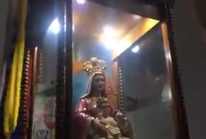 José Gregorio Hernández apareció reflejado sobre la imagen de la Virgen de Coromoto en Guanare (VIDEO)