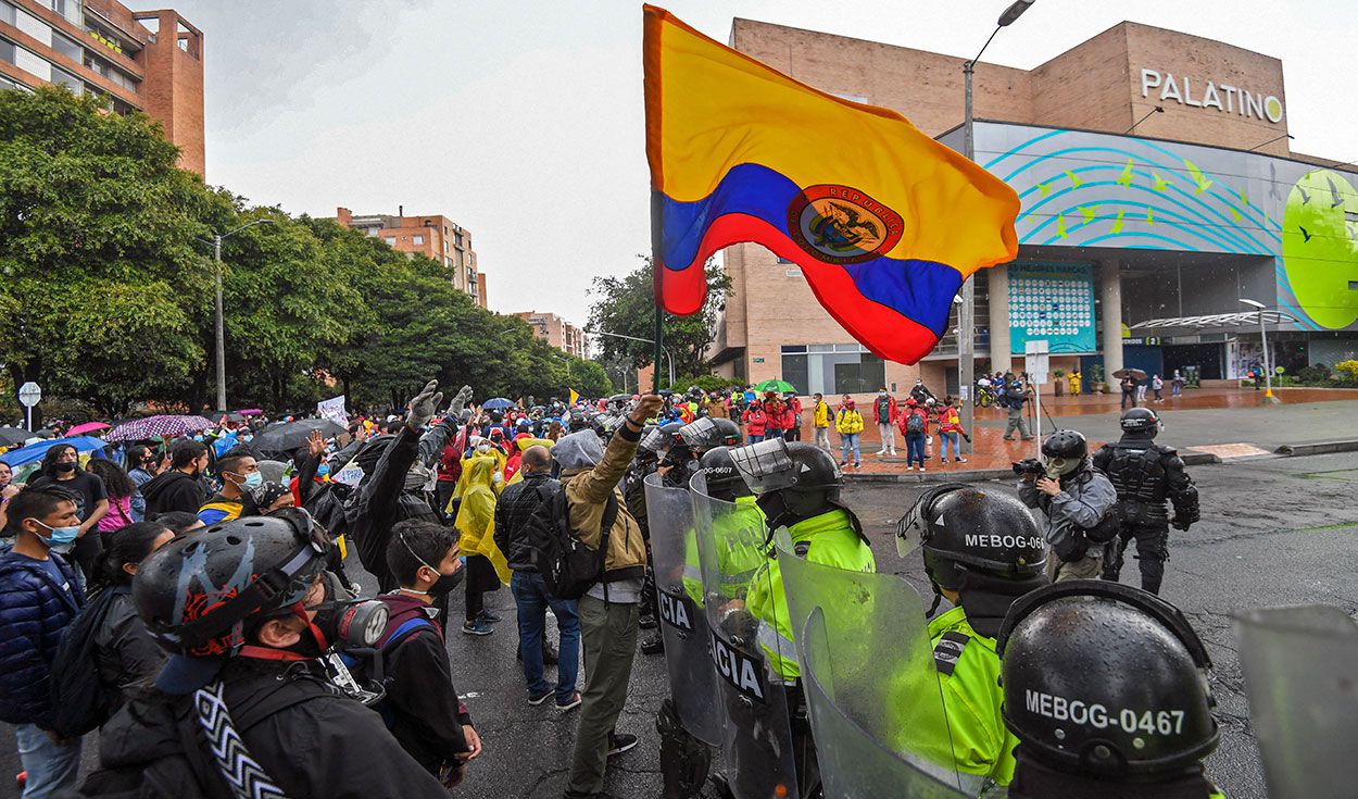 Agente policial de Colombia denunció que sufrió violencia sexual durante protestas
