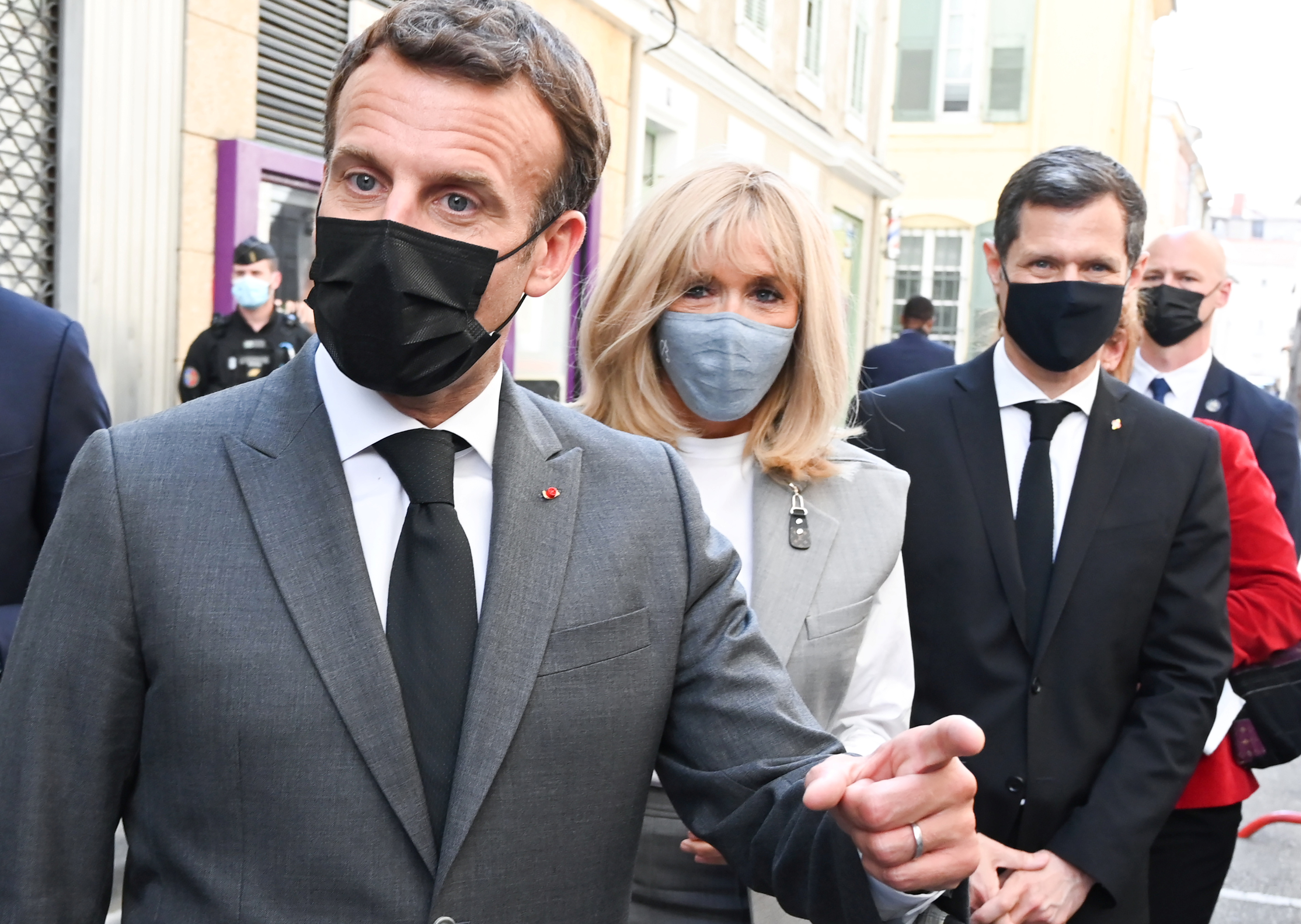 Macron dice que bofetada fue un incidente “aislado” perpetrado por “individuos ultraviolentos”