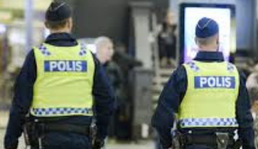 Un policía muerto en enfrentamiento entre bandas criminales en Suecia, una primicia en 14 años