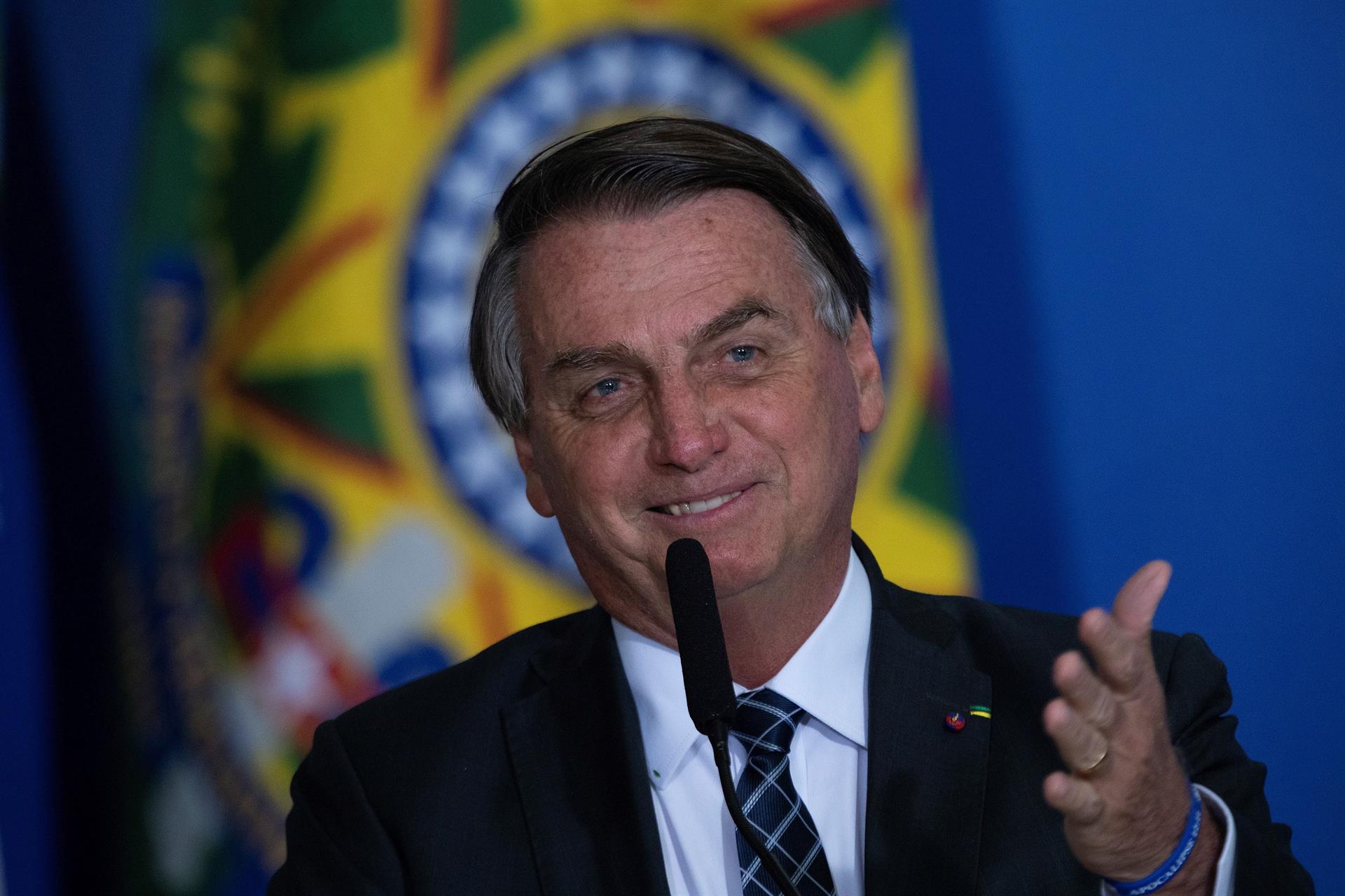 Jair Bolsonaro desafía a la justicia brasileña por incluirlo en una polémica investigación