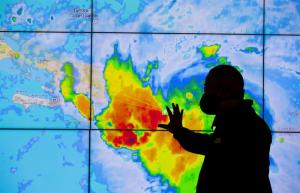 Meteorólogos vigilan el desarrollo de tres sistemas tropicales en el Atlántico