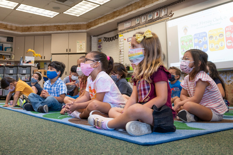 Escuelas de Florida detallaron cuánto tiempo deben aislarse los menores tras estar expuestos al Covid-19