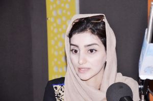 Ser activista en Afganistán: Talibanes fueron a amenazarla tres veces a su trabajo
