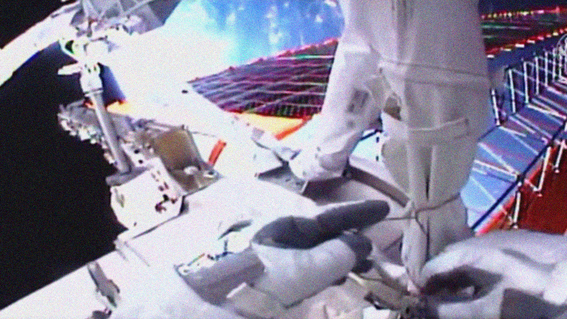 Dos astronautas de la Estación Espacial Internacional completan con éxito una caminata fuera de la plataforma orbital (VIDEOS)