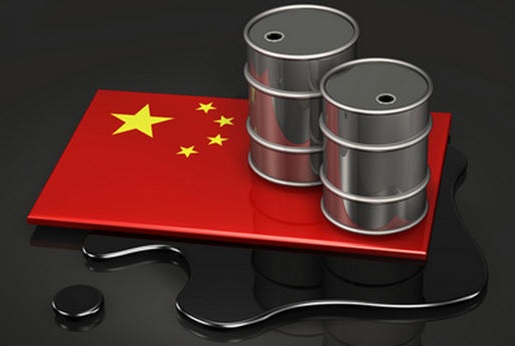 China realiza histórica intervención en mercado petrolero