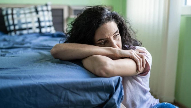 Cómo afecta cada hora de sueño perdida a tu salud y productividad