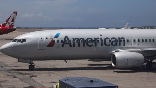 Reactivación de vuelos entre EEUU y Venezuela depende de negociación en México, aseguró James Story (VIDEO)