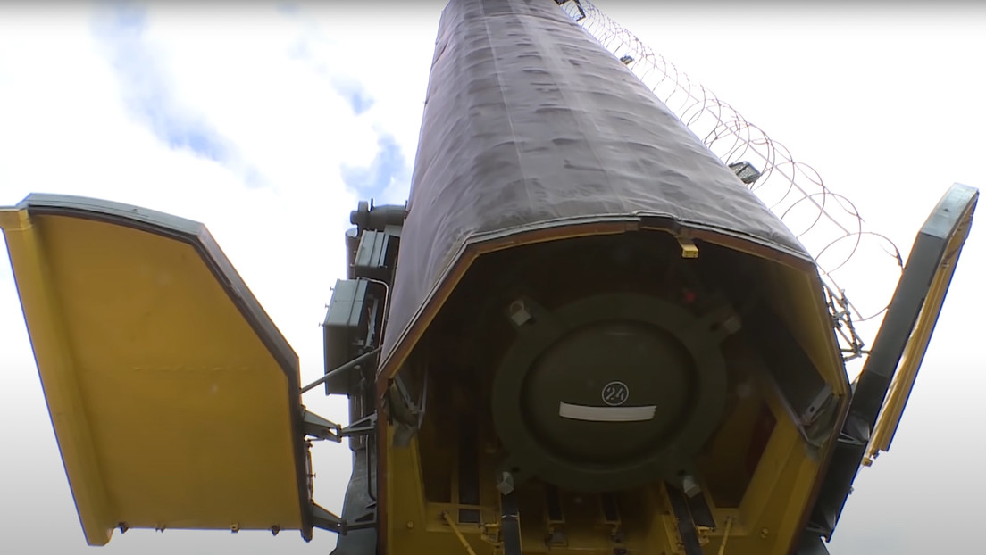 Rusia instala un misil intercontinental Yars con capacidad nuclear en un almacén de lanzamiento (VIDEO)