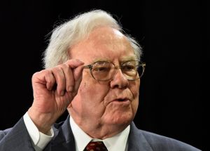 Los seis mejores consejos financieros de Warren Buffett para la clase media