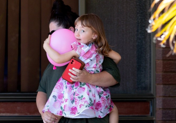 Las pesadillas que sufre Cleo Smith, la niña australiana que fue liberada tras 18 días de secuestro