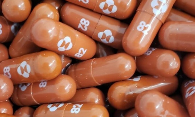 Regulador europeo de medicamentos aprueba píldora antiCovid de Pfizer para uso de emergencia