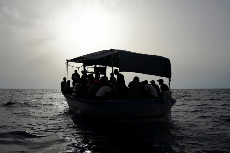 Embarcación rescató más de 270 migrantes en el Mediterráneo durante Navidad