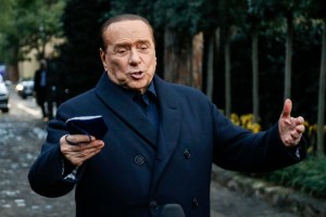 Silvio Berlusconi renunció a su candidatura para la presidencia de Italia