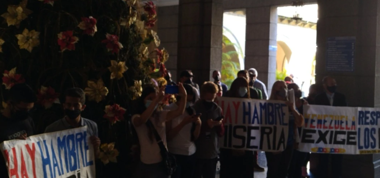 En la ULA protestaron en rechazo a las políticas asfixiantes del régimen de Maduro este #31Ene