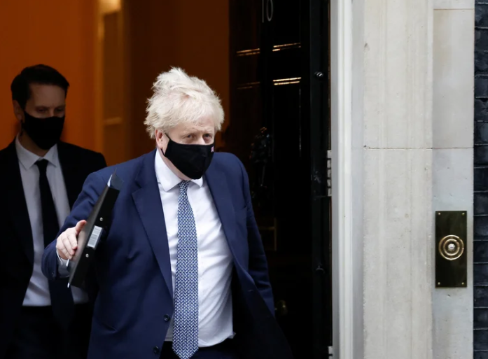 Expectativa en el Reino Unido por el informe sobre las fiestas de Boris Johnson en la sede del gobierno