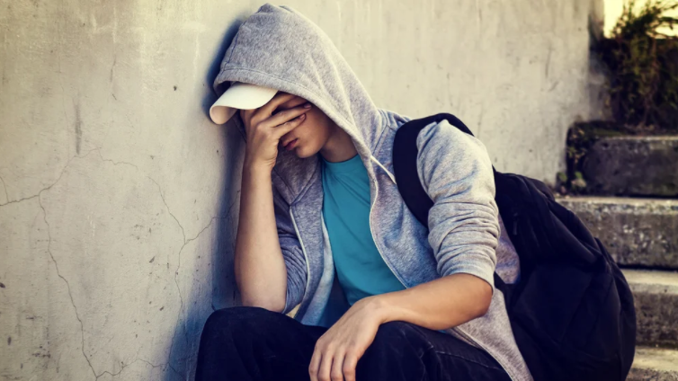 ¿Qué pueden hacer los padres cuando los adolescentes tienen pensamientos suicidas?