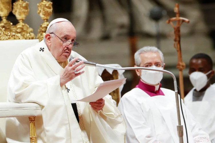 El papa Francisco envía sus condolencias a los afectados por la masacre escolar en Texas