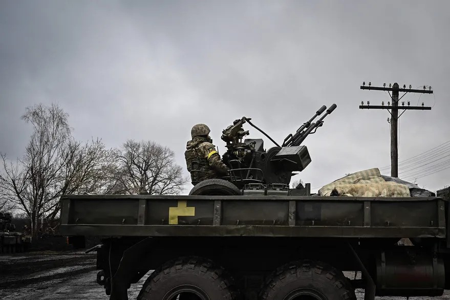 Ucrania recibe suministro de armamento y municiones que “serán sorpresa para el enemigo”
