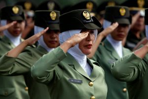 Indonesia dice adiós a los degradantes test de virginidad en el Ejército