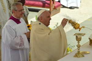El papa Francisco pide a los líderes políticos que sean “protagonistas de la paz”