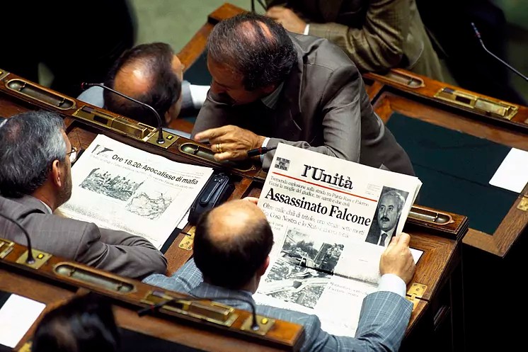 Italia rinde homenaje al juez Falcone, asesinado hace 30 años por la mafia