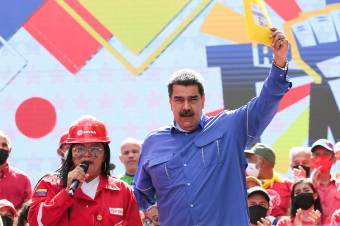Maduro aprobó un “bono único” de 10 mil bolívares para algunos jubilados