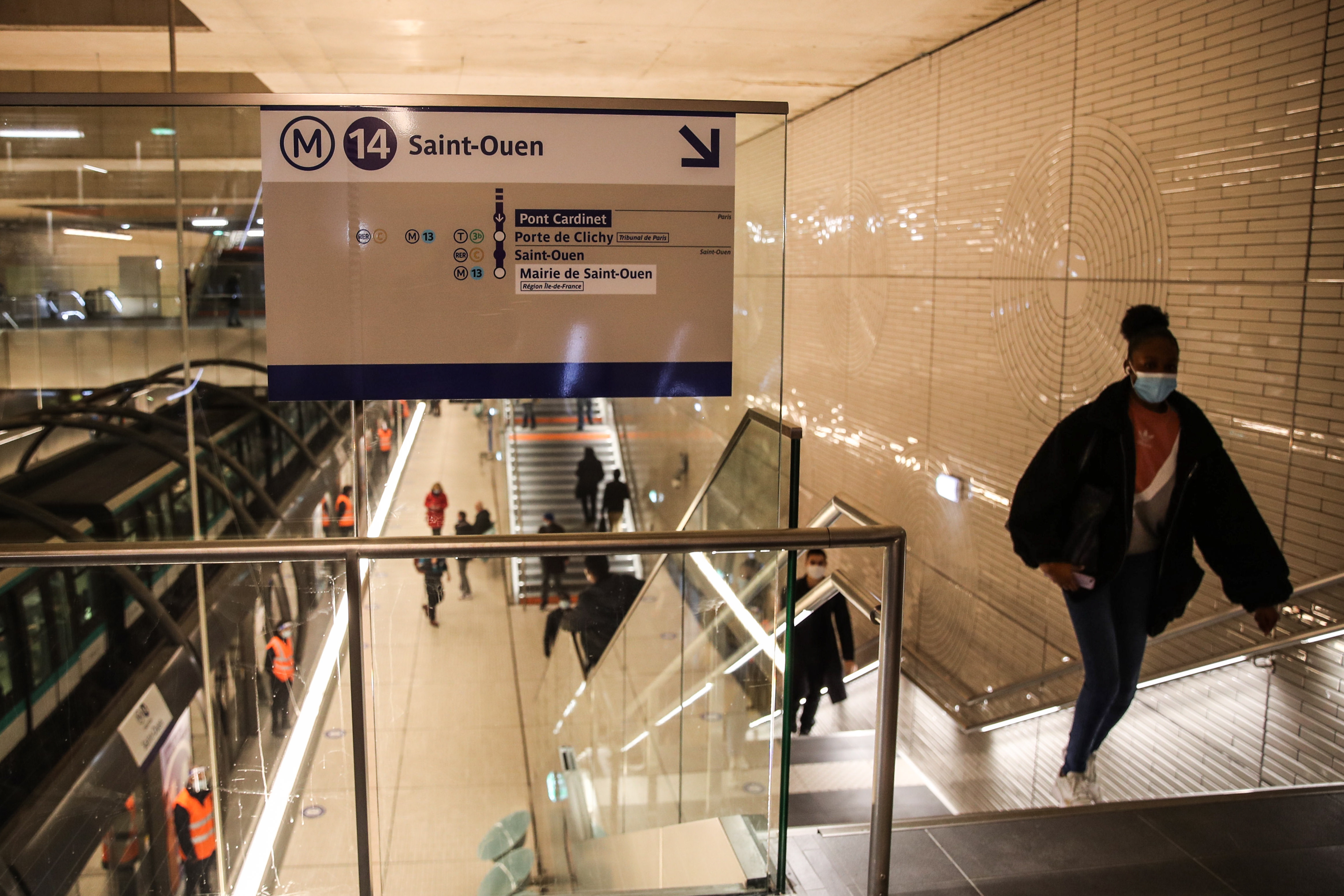 La mascarilla deja de ser obligatoria en el transporte público en Francia a partir del #16May