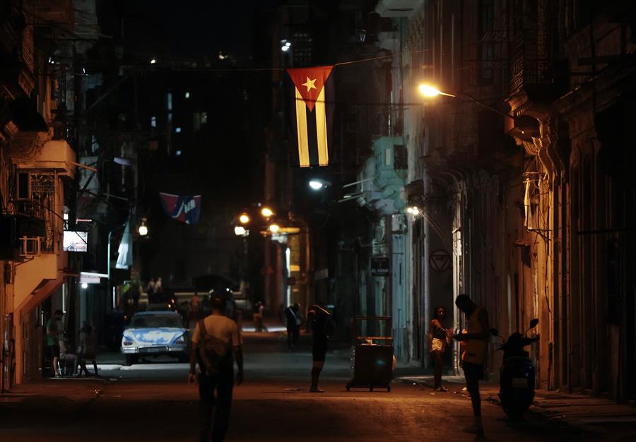 Los apagones, un crónico factor de descontento en Cuba… y en Venezuela también