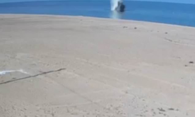 Efecto de la invasión rusa: Ucraniano explotó frente a su familia durante baño de playa (Imágenes)