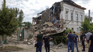 Rusia da por tomada ciudad de Lisichansk y Ucrania asume la derrota